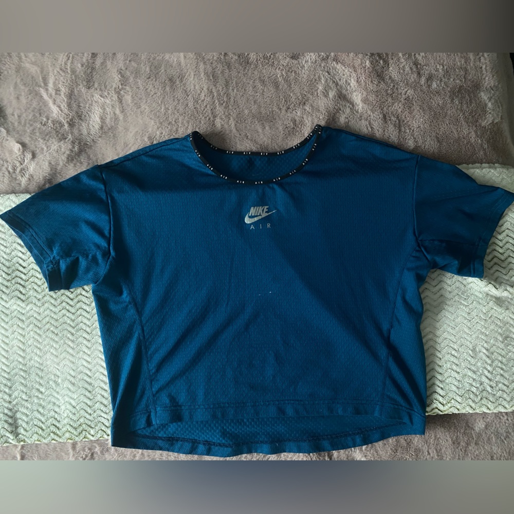 Active wear tops, shirt and muscle shirt BUNDLE